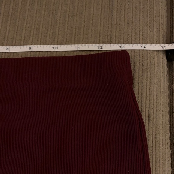 Stretchy pencil skirt - Picture 3 of 7